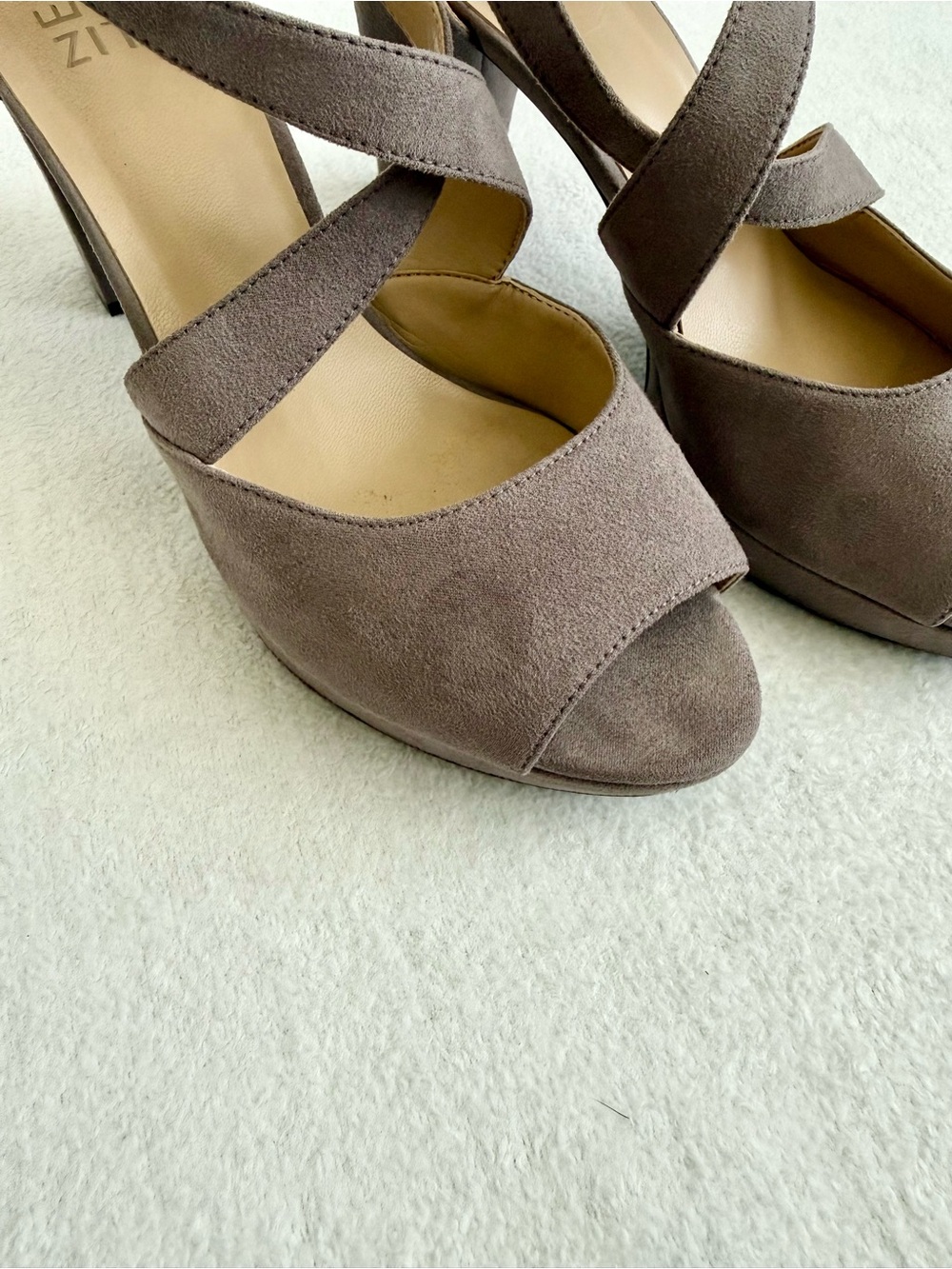 Naturalizer Platform Block Heel Sandals Size 8.5 Taupe Strappy - Picture 8 of 10